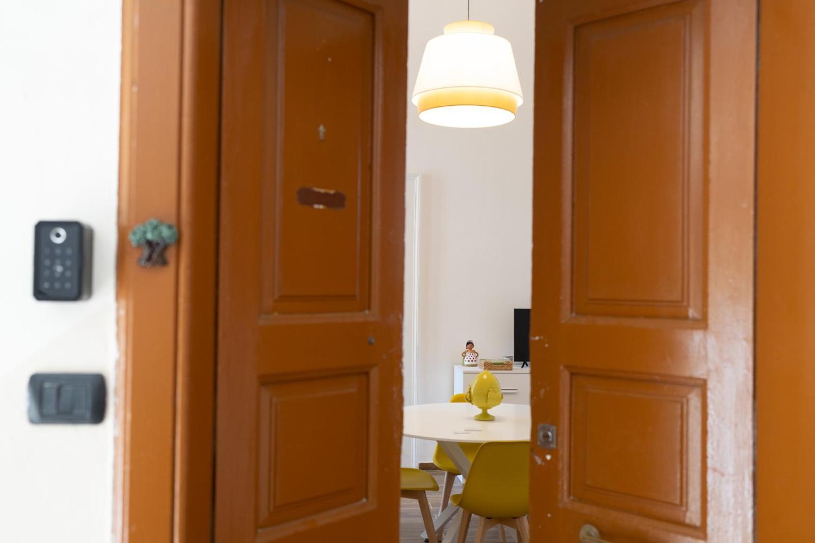 Palazzo Manzoni Apartments Bari Quarto foto